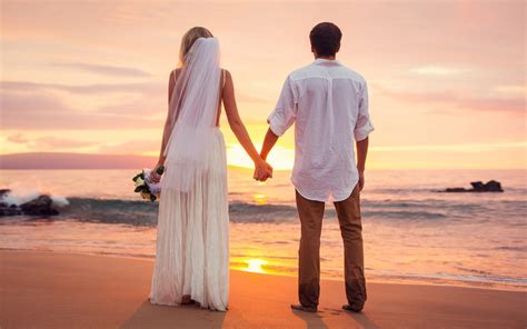 Love Couple Had Just Married Sea Beach Sunset Hd Love