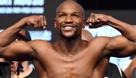 Photo by kevork djansezian/getty images. Floyd Mayweather - Bio, Net Worth, Boxer, Record, Matches, Win, Wife, Dad, Family, Affairs ...