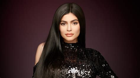 2560x1440 2018 Kylie Jenner Portrait 1440p Resolution Wallpaper Hd