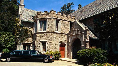 Playboy Mansion Attractions In Westwood Los Angeles