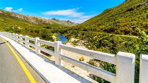 The Detoitsriver At The Crossing With Franschhoek Pass At The Southern