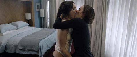 Rachel Weisz And Rachel Mcadams Lesbian Scene From Disobedience