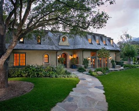 Simply put, the mansard roof, also known as the french roof or curb roof, is a hybrid between a gambrel roof and a hip roof. french mansard roof photos - Google Search | French ...