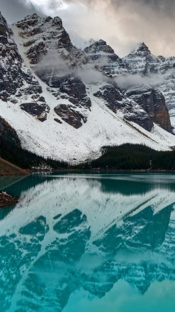 Alberta Banff National Park Canada Moraine Lake And Mountain 4k Hd