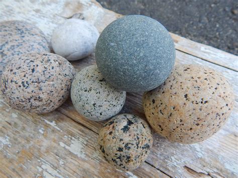 Maine Beach Stones 7 Round 1 3 Snowball Rocks From Etsy