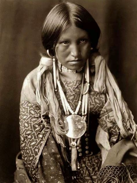 Native American Indian Pictures Faces Of The Apache Indian Tribe