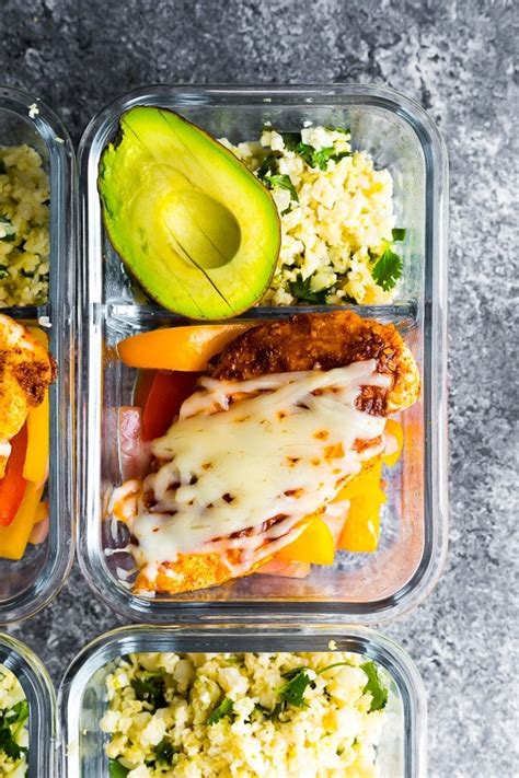 If you are looking for keto lunch ideas to work, then this is best. 20 Easy Keto Lunch Ideas for Work You Have to Try - Cushy Spa