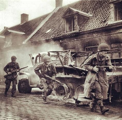 Soldiers Of The 101st Airborne Division In Action During Operation Market Garden 1944 Ww2