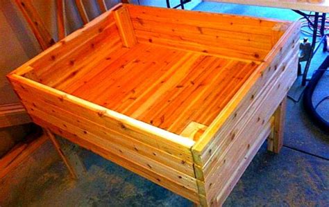 You can build elevated garden boxes and use them throughout your landscaping. 15 OF THE BEST ELEVATED PLANTER BOX PLANS - Bed Gardening