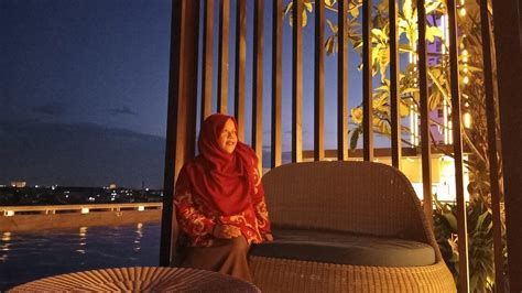 Hilton Garden Inn Jakarta Taman Palem Pool Pictures And Reviews Tripadvisor