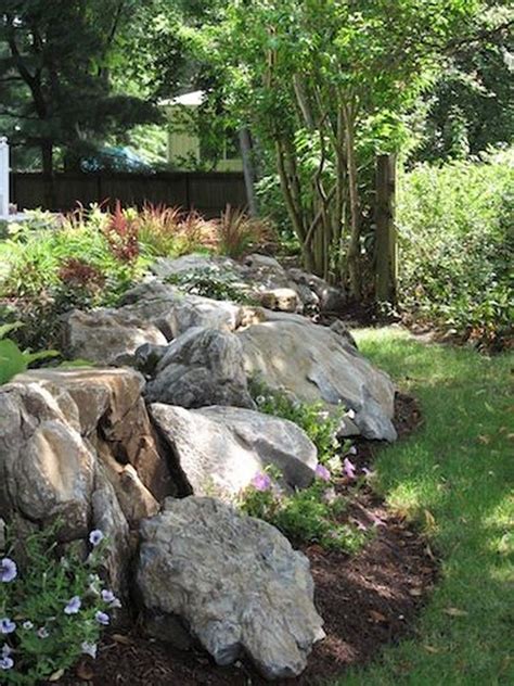 16 Marvelous Natural Landscape Ideas For Your House Front Garden