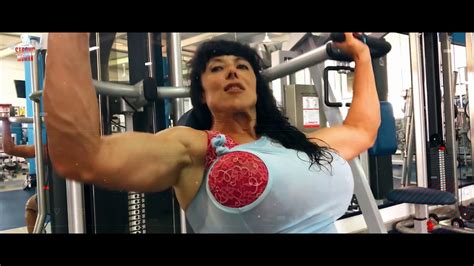 Lalliboop Italian Muscle Girl And Pastry Chef Female Bodybuilding