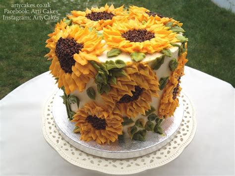 See more ideas about sunflower cakes, cupcake cakes, cake. Sunflower cake | Sunflower cakes, Sunflower birthday cakes ...