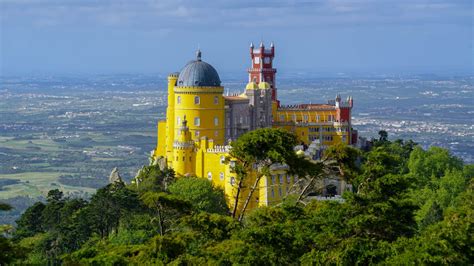 Chateau De Sintra Portugal The Best Views Of Pena Palace Gardens In