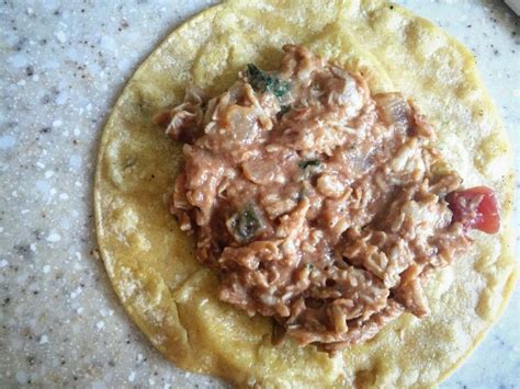Drain the excess liquid from the pot while keeping as much of the tomatoes from the salsa. Chicken Street Tacos - The Skinnyish Dish | Street tacos