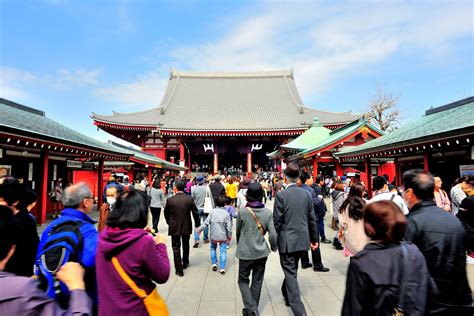 เที่ยวญี่ปุ่น: วัด อาซากุซะ คันนอน (Asakusa Kannon Temple)