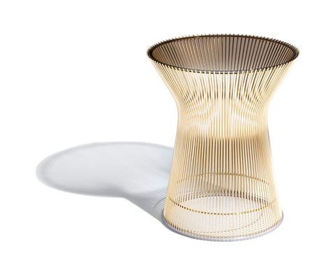 The platner side table by knoll is part of the distinguished collection recognized as an innovation of modern design using the graceful influences of the louis xv time period. Platner Gold Plated Side Table - hivemodern.com