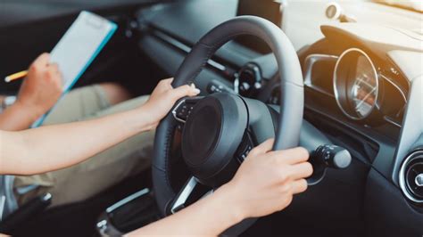 Driving Lesson Cost Guide Airtasker Uk