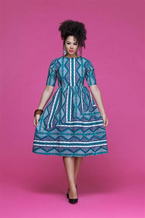 Le pagne robe africaine model pagne africain robe. 20 jolies modèles de robes en pagne Blog Mode et Lifestyle ...