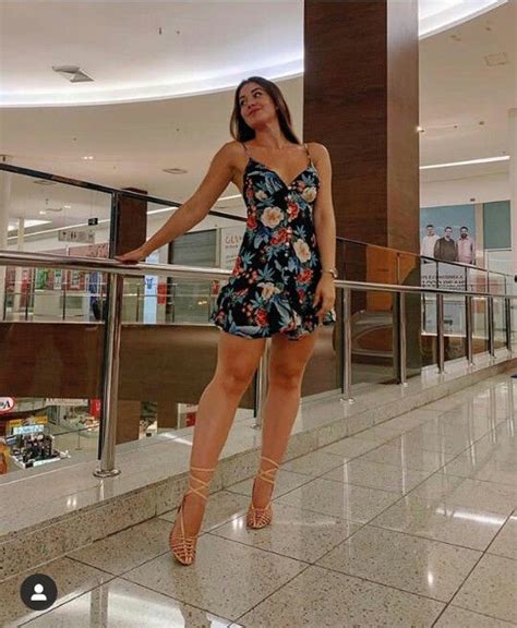 Iara Guimarães Looks Femininos Instagram Roupa Feminina Vestido