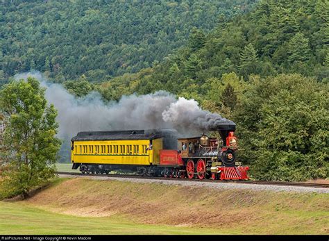 Cprr 63 Central Pacific Railroad Steam 4 4 0 At Stony Creek New York