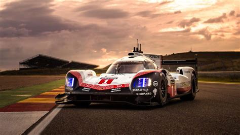 Porsche 919 Hybrid Review Driving One Of Stuttgarts Most Successful