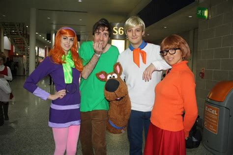 Scooby Gang Mcm Expo 2012 Cosplay Scoobydoo Daphne Salsicha