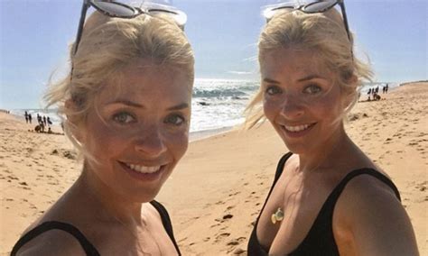 Holly Willoughby Sends Fans Wild In Plunging Swimsuit Snap Daily Mail