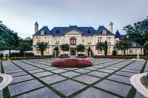 Tour A French Chateau Style Home In Dallas S Ultimate House