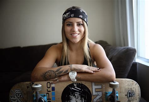 Leticia Bufoni Get To Know Brazilian Skateboarder Leticia Bufoni