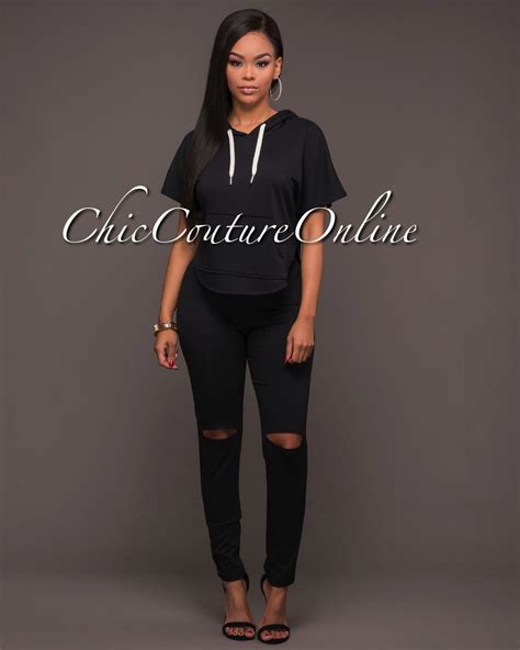 Chic Couture Online Pacey Black Key Hole Back Hoodie Two Piece Set