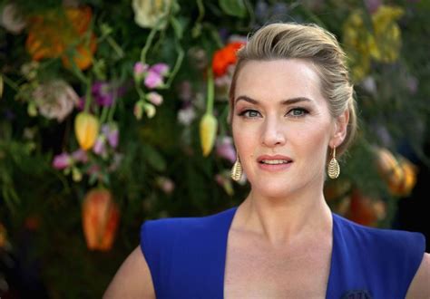 Kate Winslet Reveals Why She Didn T Enjoy Her Titanic Success Promis Kate Winslet Vogue Cover