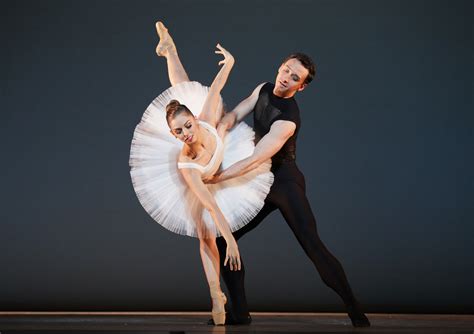 Kick Off The Holiday Season With The Houston Ballets Jubilee Of Dance