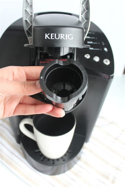 How To Descale A Keurig 2 Easy Ways With Vinegar And Without