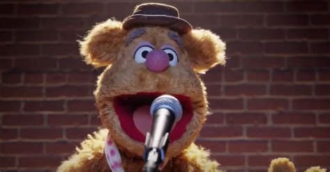 Watch Fozzie Bear And Kermit The Frog Pretend To Rap Along To Nwas