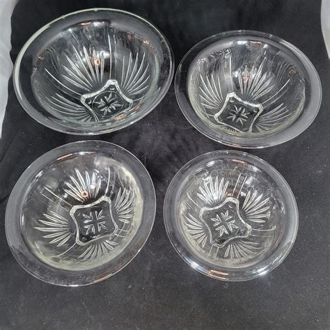 Vintage Hazel Atlas Clear Pressed Glass Mixing Bowls Set Of 4 Nesting Stacking Bowls Starburst