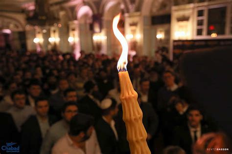 1200 Jewish College Students Take To The Streets Of New York Chabad