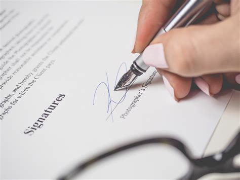 Signing An Employment Contract Perform These 7 Crucial Checks Before