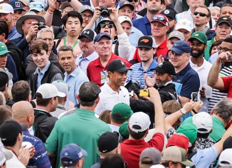 Tiger Woods regresó al Masters de Augusta rodeado de fanáticos