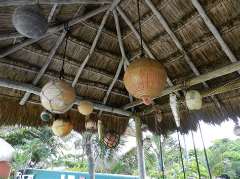 Are you searching for hanging decoration png images or vector? Hanging decorations from a palapa (With images) | Hanging ...