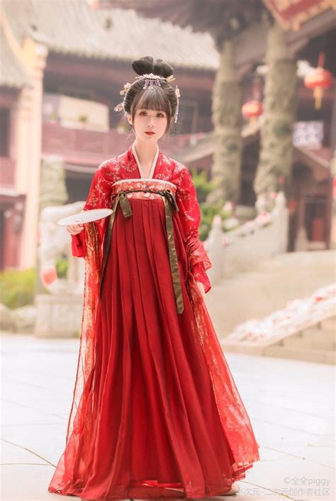 chinese traditional clothing hanfu 汉服 唐代齐胸襦裙 qixiong ruqun in tang dynasty สไตล์เสื้อผ้า