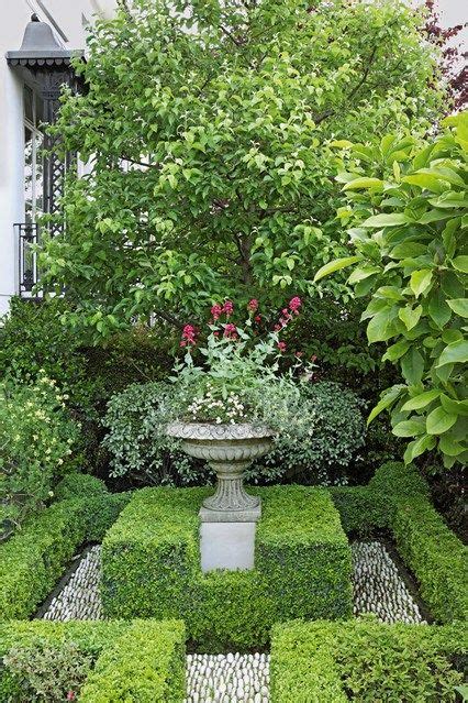 Beautiful English Gardens Small Garden Design Formal