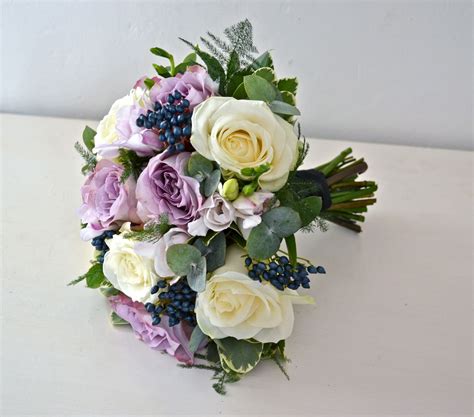 Below annie shares her story; Wedding Flowers Blog: December 2011