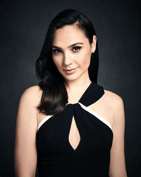 blockbuster star gal gadot on the unsung real life wonder women featured in her nat geo