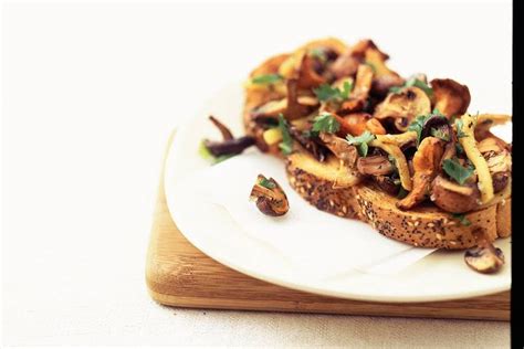 Geroosterd Brood Met Paddenstoelen Recept Allerhande Albert Heijn