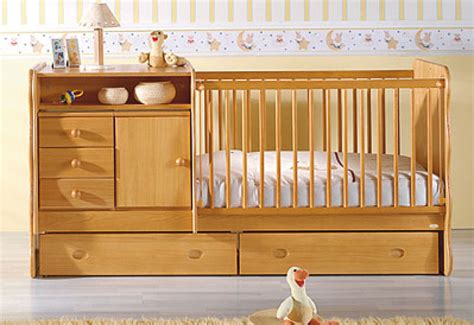 La alimentación tambien es importante, por lo que te recomendamos ver también la sección de alimentación para bebés. cama cuna | Cama cunas para niños, Cama cunas para bebes ...