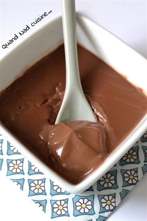 An ideal dessert for chocolate lovers this mousse de chocolate and baileys is very easy. Chocolate dessert cream with thermomix (without eggs ...