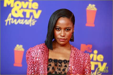 Zola Stars Taylour Paige And Riley Keough Wear Matching Looks At Mtv