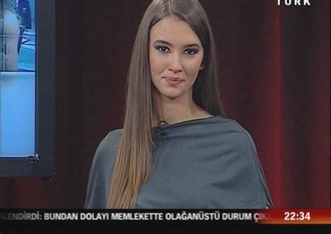 Trt'nin neresi düzgün ki spikerleri düzgün olsun. Habertürk'ün güzel spikerleri Sayfa - 2 - Haberler, Güncel ...