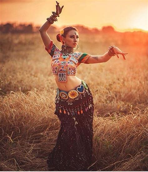 Bellydance Oriental 💃 Lovebellydance Dancing Poses Belly Dancing Classes Danza Tribal